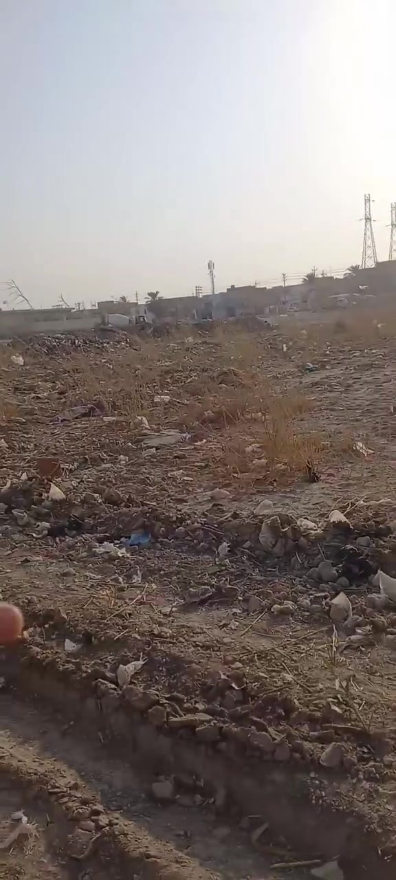 عرصات ٢ مساحه ٤٠٠ متر طبك  للبيع توزيعه ديوان المحافظه تباع كامله او نص الاستفسار ***********

