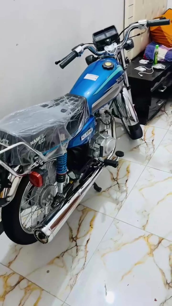 للبيع بلاديه  اخير مديل شاصي سكنر مامفتوح بيها برغي عل بلاد كلها سعر ٩٠٠ وبيها مجال قليل ولماعاجبه سعر يكدر يروح يشتري بس تعميره عينه ولايت ب٩٧٥ بدون شاصي 
 عنوان ناصرية مركز هاتف ***********
