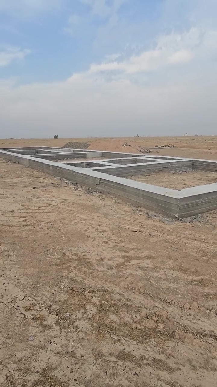 الكرمه/حي الجامعة • شارع ٢٥ • مفروز للبناء