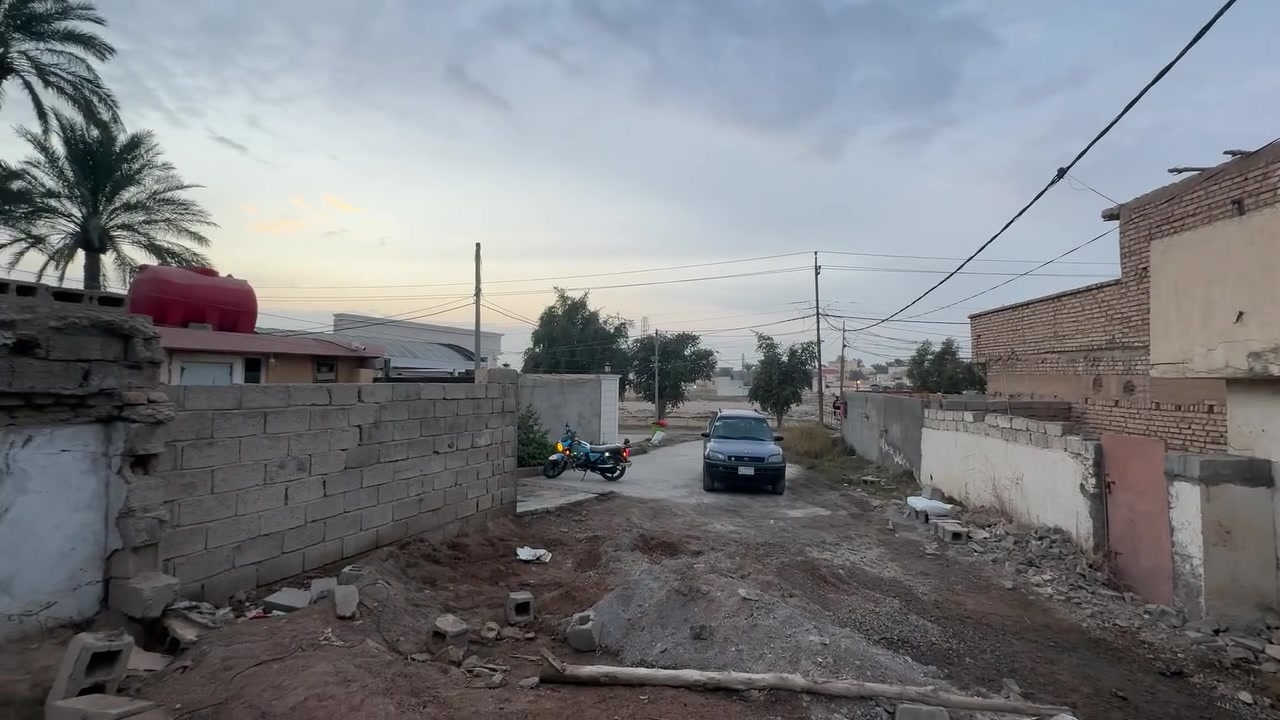 سلام عليكم هيكل طابو صرف باسمي للبيع مساحه ١٩٢ مكانه مقابيل مولد بيت وسمي قرب حي العصري سعره مناسب جدا للتواصل ***********
