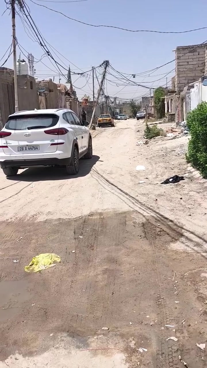 بيع مستعجل 
عرصه للبيع مساحه 200 متر طابو زراعي  
تنباع نقد واقصاط وذا تريد 100 همين تنباع نقد واقصاط 
ال 200 نقد 10 مليون وبيه مجال بالقصاط 10مليون  قفل مقدمه 5مليون وشهر 350 وذا تريد 100 مقدمه 2.500 مقدمه مليونين ونص وشهر 250 الف 
الموقع الكوفه البراكيه شارع المطار القديم خلف اسواق الامير 
شارع الامام الحجه بالفرع 
للتواصل الاتصال على الرقم *********** أو مراسلة الصفحه مكتب الياسري للعقار والمقاولات
