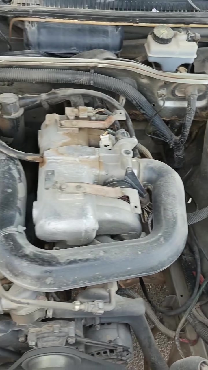 بيجو روى ٢٠٠٩ خيط تخبير بيه بدايته سياره مال جنايباسمي مال بيت سنويه جديده هزه جديده رقم جديد إنكليزي شرط تحويل تبريد ثلج سياره كامله صدر تعبان تايرات نظيفه سياره جاهزه بس صدر ومن دوس بريك يرجف ستيرن فقط
جاملغ مبدل مثل ماموجود في صور
سعر ١٨ قفل 
مكاني المحموديه
***********
