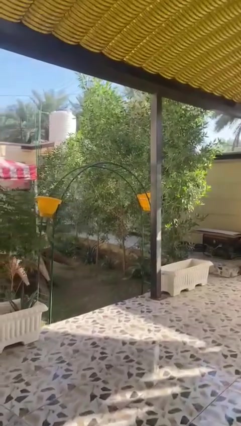 السلام عليكم
بيت للبيع المساحة ٢٢٠ سند بناء حديث نظام تركي
يحتوي على ٣غرف نوم وصحيات داخلية وخارجية وطابق ثاني وباقي تفاصيل داخل الفيديوات
السياحي العتايج اول منطقة بالسياحي قريب على الشارع العام الجيران ذهب وناس طيبه السعر (١٣٠ مليون) للاستفسار واتساب (***********)
