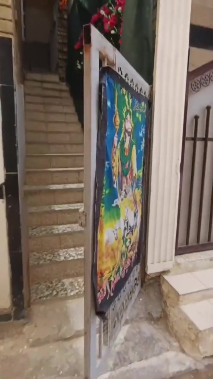 بيت للايجار طابق ثاني مساحه 100متر غرفتين نوم ومطبخ وستقبال وخدمات حي البساتين مقابل محطه سماء بغداد للاستفسار ***********
