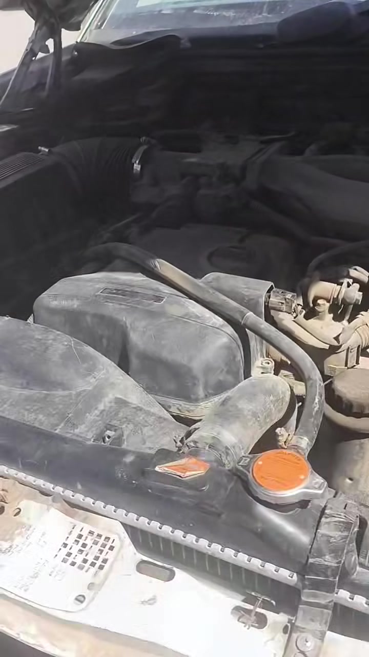 خدمات المجتبى للكير الأوتوماتيك
 مارسيدس محور بطه 3000🚗
اجانه الزبون يعاني من مشكله بلكير ❓
اول ميشغل السياره الصبح الكير عنده مبوش لا R ولا D‼️
ولمن تحمه♨️ السياره شويه⏳ ترجع تبدل طبيعي🫴🏼 
تم فحص السياره 🔍وتبين 🤌🏽
ان عدم الادامه للكير تسببت بانسداد فلتر الهيدروليك 👎🏽
ماتسبب بعدم وصول الدهن الئ كافه الاجزاء بداخل الكير وحرق الكلجات وتاكل اللاينات واللاستيك✊🏼 
تم تجفيت الكير🔧🪛 وتبديل الاجزاء المتضرره باجزاء أصليه⚙️ تفصيخ  👍🏼
ورجعت السياره طبيعيه واحسن من الاول من شلعه قويه (بطناش)👍🏼 
وتنمير بصوره طبيعيه وسلسه ونعومه تامه 👍🏼

اي استفسار؟ 
تواصل ويانه علئ الرقم☎️
 ***********
  
موقعنا بغداد تقاطع الكياره باتجاه ساحه 83 مقابل جامع القدس
 
خدمات المجتبى للكير الأوتوماتيك
