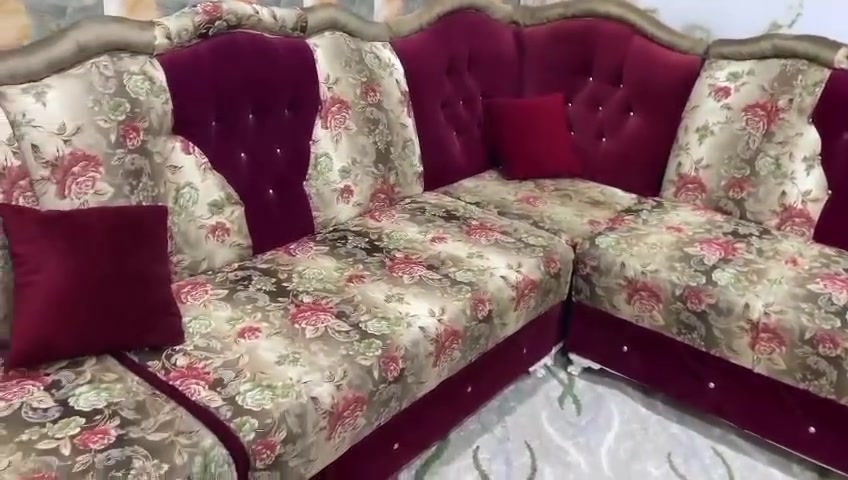 قنفات تفصال 7متر 5 قطع حرف ايل ب350 وبيه مجال للشراي بالزبير متوفر توصيل *********** #البصرة

