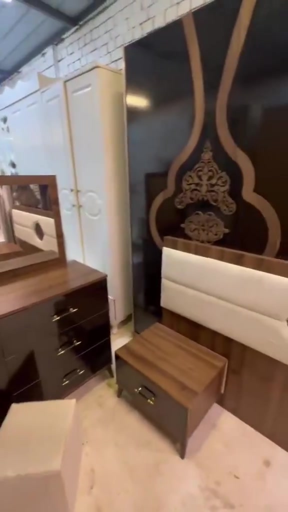 ٨قطع • شد ونقل • سارع بالحجز