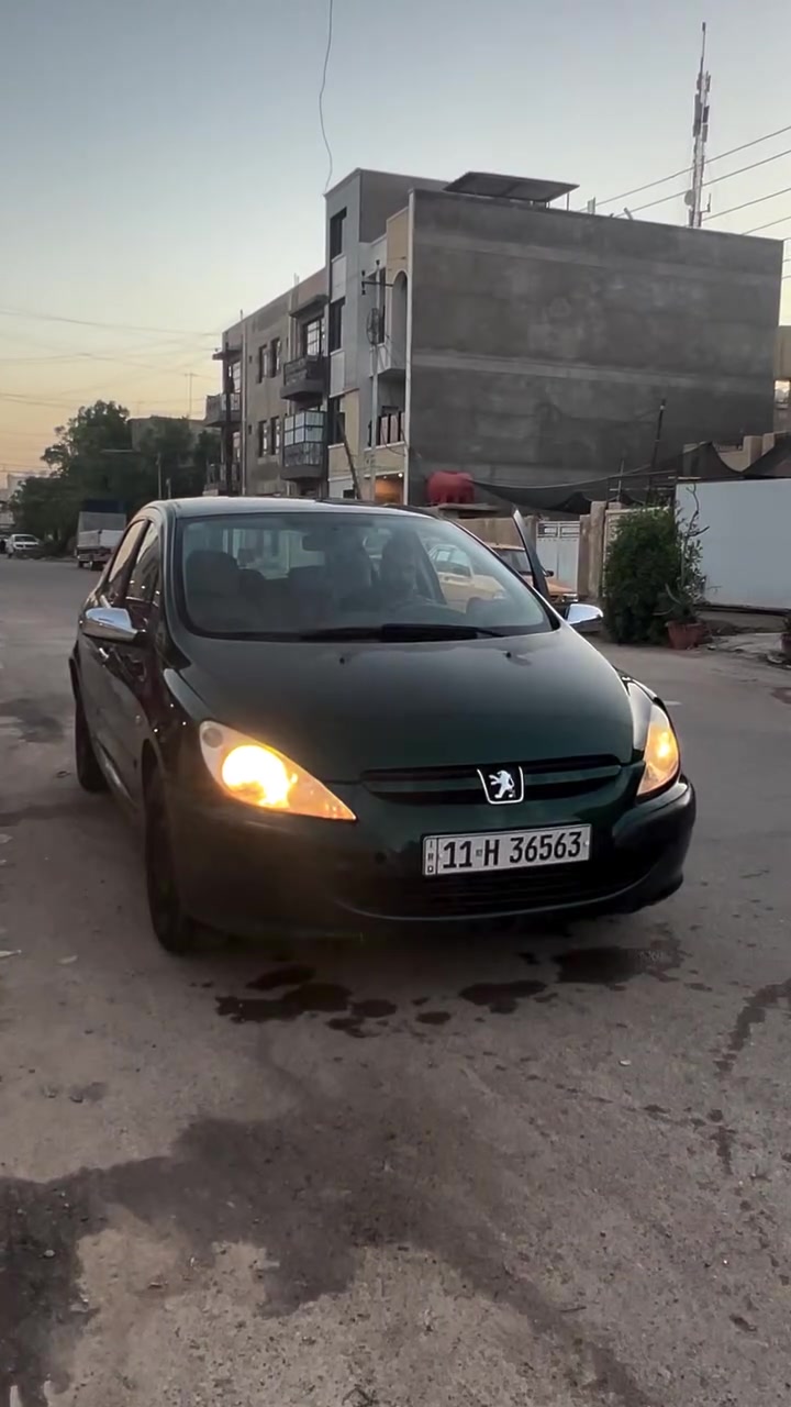 بيجو 307 موديل 2005 سياره كاملة من كلشي مال جناي

كهربائيات بلاد 

تخم تيرات جديد 

باتري جديد 

مجاول بلكات كلها جديده 

صدر  امامي خلفي جديد 

زنون منضومه كامله جديده 

كومبرسر جديد مؤسسه 

سلف جديد 

سنوية لغاية 2029 

السياره بيها الجملغوات و الدوسه و الصندوك بيها صبغ سعرها 47 و بيها مجال حك الجيه 

***********
