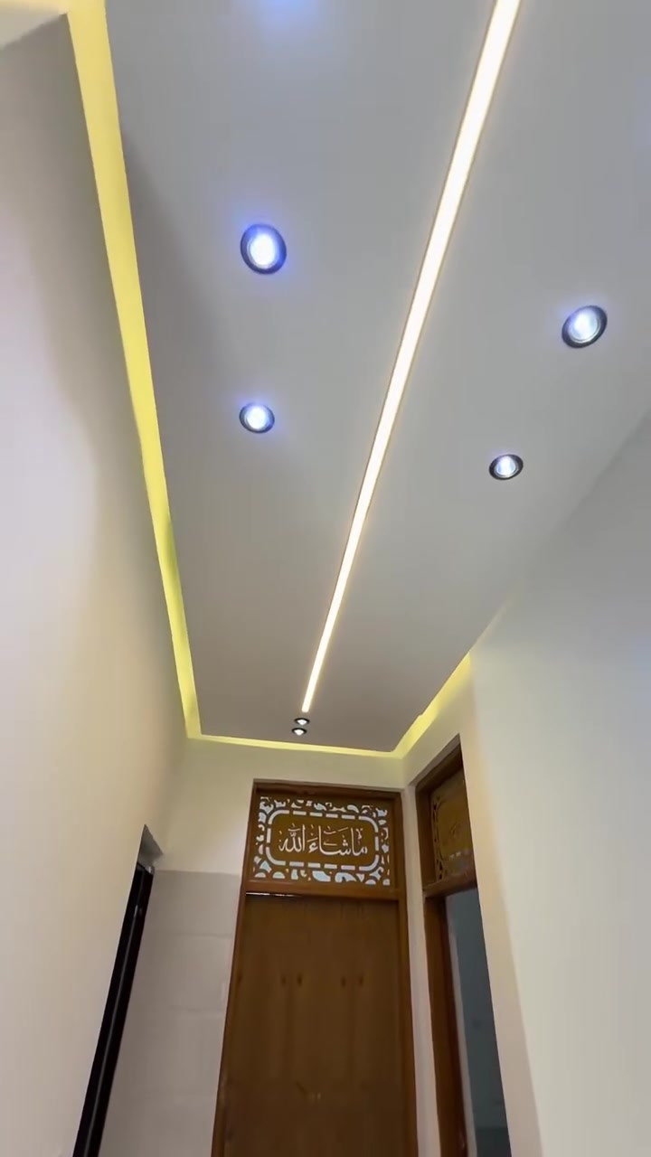 ديكورات  وصباغ داخليه وخارجيه  اسعار مناسبه وشغل درجه اولى الاتصال *********** مكاني نجف
