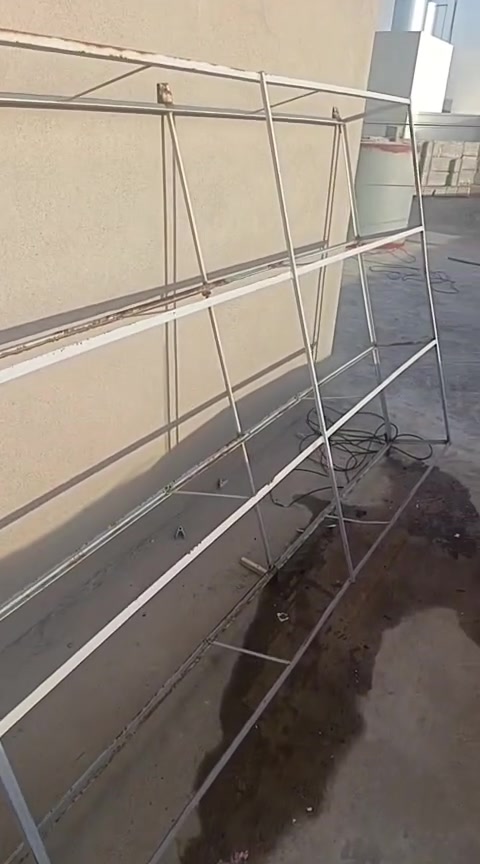رفوف  مع خشبهم للبيع رقم التواصل *********** او ***********
