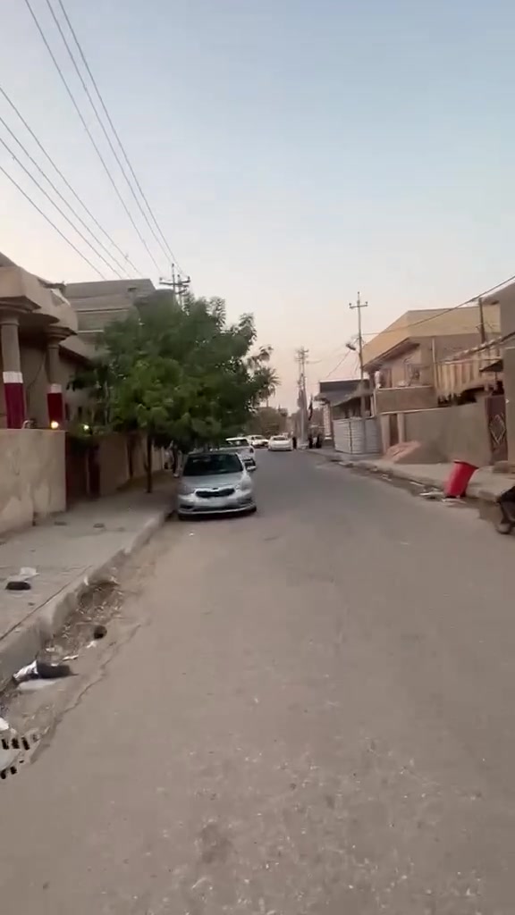السلام عليكم 
قطعه ١٢٠ م طابو صرف ركن حي الضباط خلف تجاري مباشر تبعد عن شارع العام ١٠ م موقع جدا مميز حي راقي جدا جميع الخدمات متوفره 
الاستفسار اكثر /*********** 
زور موقعنا الكائن في حي الظباط الشارع العام -عقارات روما
