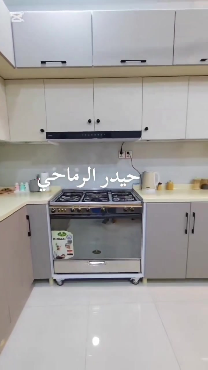 اللهم صلي على محمد وآل محمد
من انتج معمل حيدر حسوني الرماحي
تم تصميم وتنفيذ احد الكاونترات في قضاء عفك
 المتكون من الداخل  
1..الهيكل المنيوم  تركي  محشابلخشب   
2..   والرفوف  نضام البنل الفوم 
3..والخارج الابواب  hdfبالون بريص 
4..وجميع السكك والنرمايد  والسلات هايدروليك 
( من مميزات هذا النوع من  الكاونترات)
1.. شكل ودزاين   افضل  اجمل 🤩
 2..  قوه ومتانه  الهيكل الداخلي  والخارجي 💪
3..   لايتاثر. او يتلف من الماء👋🫧
4..لايتاكل ولايتاثر من البكتريه والحشرات 🪳🦟🕷️🦠
    وله العديد من المميزات  الاخرى
ارجو ان ينال اعجابكم 
 موقع المعمل. ،🏭🏗️ عفك شارع المحيط قرب فلكت حميده 
 باداره  حيدر حسوني الرماحي 📞***********
