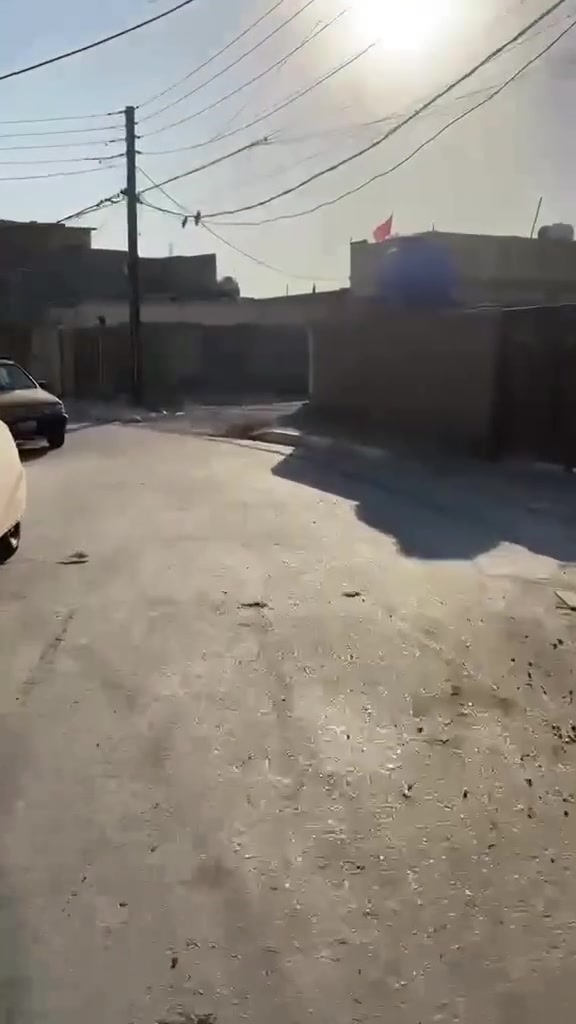 قطعة أرض للبيع بمساحة 550 متر مربع في منطقة البحث العلمي قريبة على  فلكة حي النصر 
(بيع قطعة كاملة أو نصف قطعة) وكافة التفاصيل موضحة في الفيديو 
للاستفسار الاتصال على رقم الهاتف / ***********
متواجد على الواتسب
