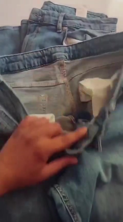 شروه بنطرون رجالي شبابي عدد 3000 قطعه.    من المعمل.  سيريات نضامي ومكسر.     تركي فول ليكره.  السعر.  1.50دولار.   للقطعه.   
***********
https://t.me/+hfEOvkkogrQ4M2Ji
