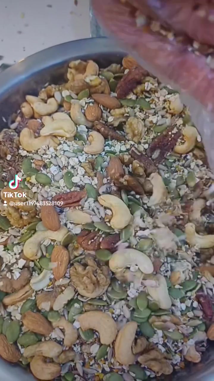 🌿 خلطة الفيتامينات الطبيعية من تحرير العطار 🌿

تشكيلة طبيعية تجمع مكونات غذائية مفيدة لدعم الجسم، خصوصاً لمن يعانون من نقص الحديد أو يحتاجون إلى دعم غذائي بفيتامين D3 💪

✨ وللعناية بالشعر ودعم التغذية من الداخل
✨ تساعد على تعويض بعض العناصر الغذائية التي يحتاجها الجسم
✨ مسمن طبيعي لمن يرغب بزيادة الوزن بطريقة غذائية

📍 متوفرة الآن في مجمع تحرير العطار
📞 للاستفسار والطلب: ***********

#تحرير_العطار #خلطة_الفيتامينات #نقص_الحديد #فيتامين_D3 #تساقط_الشعر #مسمن_طبيعي #فيتامينات #نجف #الحيرة
