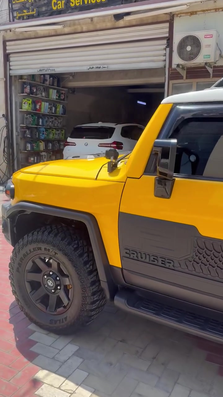 🔥 للبيع فقط | تويوتا FJ كروزر 2015 🔥

🚙 FJ Cruiser 2015 خليجي – فول مواصفات
📍 السيارة موجودة في بغداد
🎨 بدون صبغ

⭐ المواصفات والإضافات:
• محرك 6 سلندر V6 سعة 4.0 لتر
• دبل 4×4
• قير أوتوماتيك
• دفلوك خلفي
• A-TRAC
• Traction Control
• مثبت سرعة
• شاشة + كاميرا خلفية
• حساسات
• مواصفات خليجي فول

🛠️ إضافات وتعديلات:
• سيباية
• درج خلفي
• قمارة بشكل روز
• ستيرن سبورت
• تغيير وتعديل شكل الدواخل
• إضافات وتجهيزات أوف رود

🔥 سيارة مميزة ومجهزة، تجمع بين الفخامة والشكل الرياضي والأوف رود.

💰السعر 260 ورقة

📞 رقم صاحب السيارة:
***********

