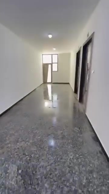 🏢 شقة للبيع في مجمع أيادي العدل
📐 المساحة: 140 م²
🏙️ الطابق: عالي
🌿 الإطلالة: داخل المجمع
🛏️ التفاصيل: • غرفتان نوم
• غرفة ماستر
• صالة
• مطبخ وخدمات
💰 المقدم المطلوبة: 180 مليون دينار
🏦 القرض المتبقي: 97 مليون دينار
💳 الاستقطاع الشهري: 545 ألف دينار
📞***********
