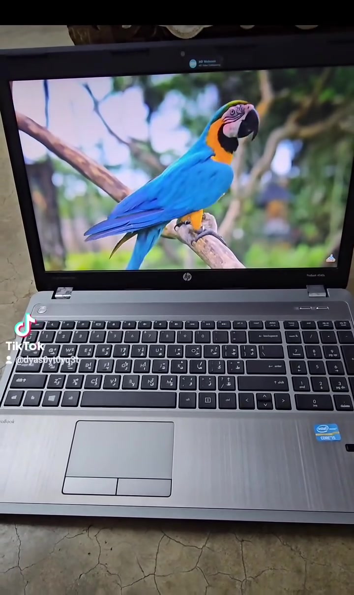 السعر  130 قفله مال مستعجل 
لابتوب hp 
كور اي 5 
الجيل الثالث 
الرام 8
الهارد 500 
حجم الشاشة 15

شحن يدوم ساعتين و اكثر 

ملحقات الجهاز شاحنة اصلية مع جنطة هديه 
***********
