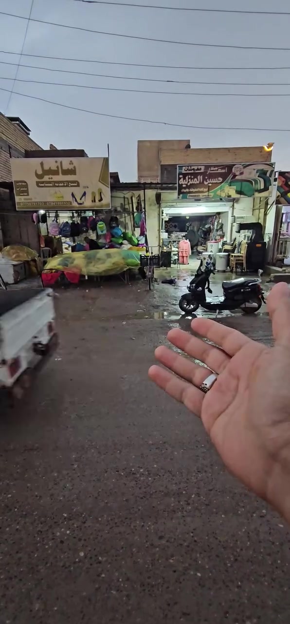بناية تجارية • ١١٠م • سنتر سوق ال٤٠٠٠