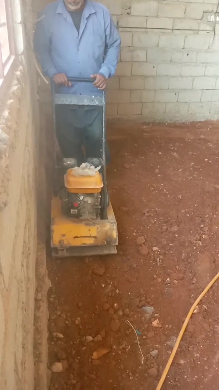 ,,سلام عليكم اي شخص يحتاج خباطه صب كافت ارضيات وتدخيل سبيس وحدل وشغل درجه اولآ ناحية الحيره وأبو صخير والنجف هذا رقمي***********
