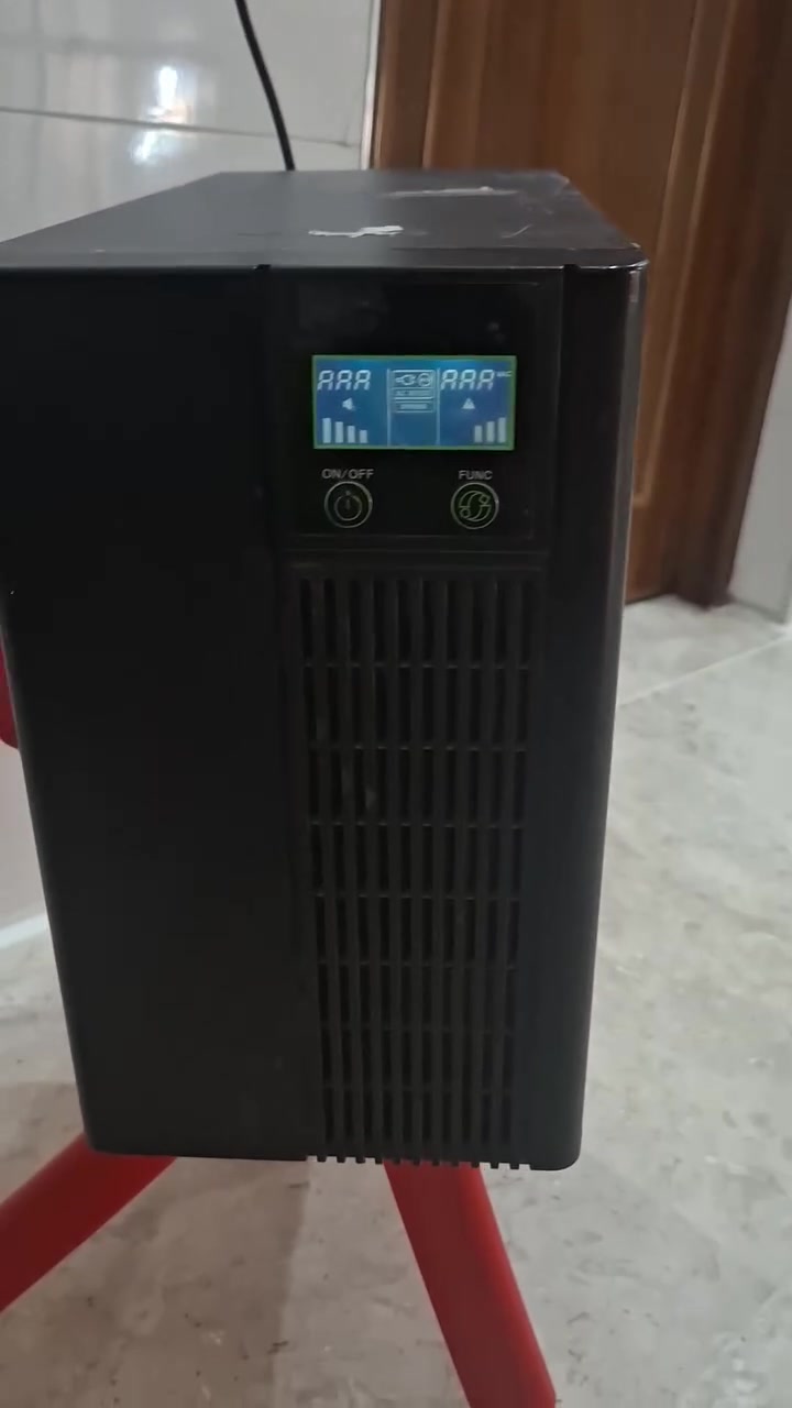 السلام عليكم ups نوع SKG
حجم 2kv  اونلاين نوع SKG للبيع بي عطل يمكن بالشحن غير شي ابيعه عاطل السعر 85وهذا رقمي  ***********
