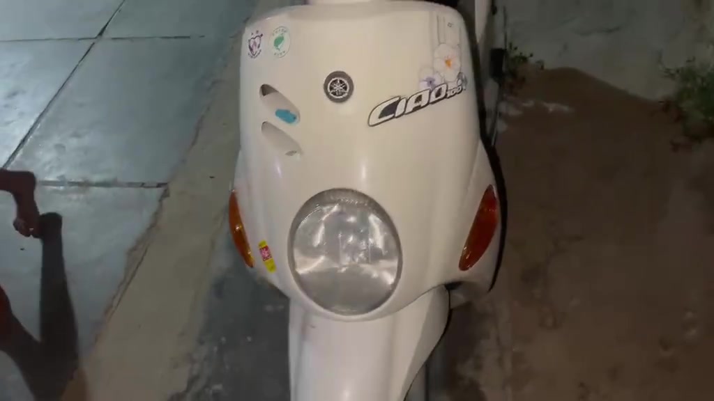سلام عليكم ل بيع  السعر ٥٥٠ 
دارجه فله رمبا 
كما نوضح ب الفديو 
مطخوخه من بك لايت 
عوزها شوته وجاملغ وبك لايت 
***********
