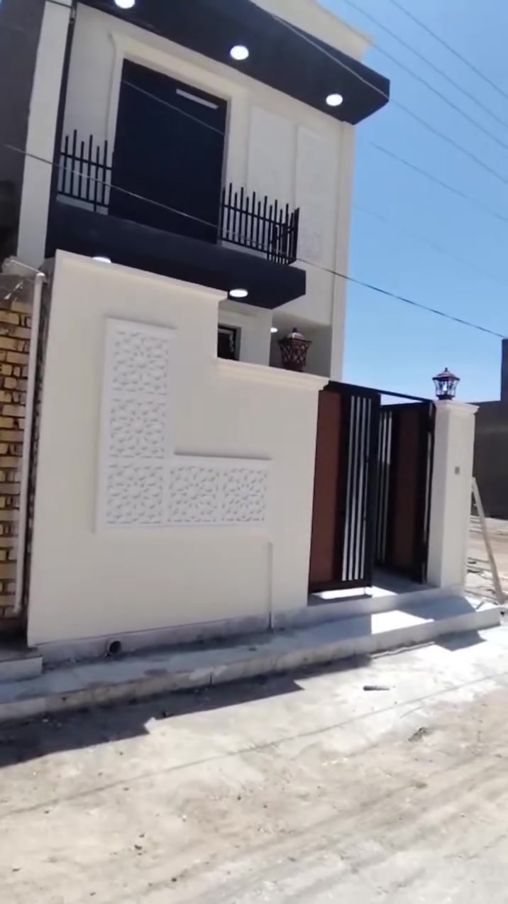 سلام عليكم
دار للبيع مساحه 100 متر

بناء حديث غير مسكون طابقين 

موقع الدار بابل حي الجزائر فرع الورديه  قرب لإمام سيد موسى 

اي استفسار اتصل 

***********
