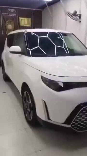 سلام عليكم للبيع كيه صول موديل2024 فول موصفات جيتي لاين فتحه وبصمه وشاشه ايباد وبجم عدسه زنون بلادي ماشيه 25 الف بواب بصمه كشنات كهرباء كشنات تدفه شاحن وايرلس تبريد بيانو رادار امامي شغال رادار خلفي شغال رادار يمنه ويسره حساس اطارات كشاف امامي شغال نضمه قياده حجم المحرك 2000 دوش ولكب كروم حجمه 18 لد خلفي شغال عدسات دمام صوت مامي وخلفي دبل رف خلفي ضويه داخليه شغاله  اشاير بل مري تشغيل عن بعد نضام ترحيب تحكم جهتين حاكيه مانع نزلاق شاشه كبيره ولمس كامره دواره عدادات كتروني السياره حادثه شبرين بل الدعامية الخلفية  فقط  ومكحل ع كده بسمي بدون رقم فحص مؤقت مكان سياره كربلاء تفاصيل اكثر ‭***********
