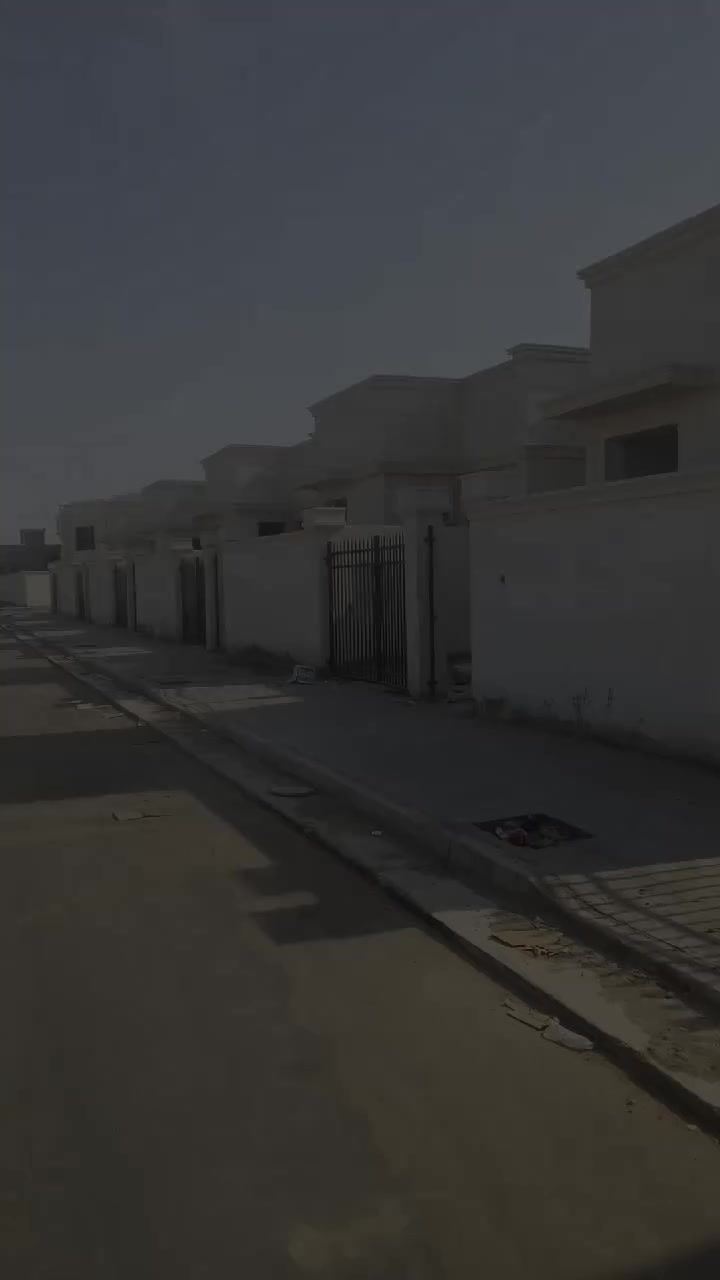 الحمد لله تم عقد 10 الف باب مع شركة امباير وتم إنجاز 90 باب خلال ثلاث ايام فقط في مجمع امباير السكني في محافظة ذي قار الناصرية مستمرين بل عمل أن شاء الله وكادرنا في بلدروز أيضا مستمر أن شاء الله ومن الله التوفيق *********** واتساب
