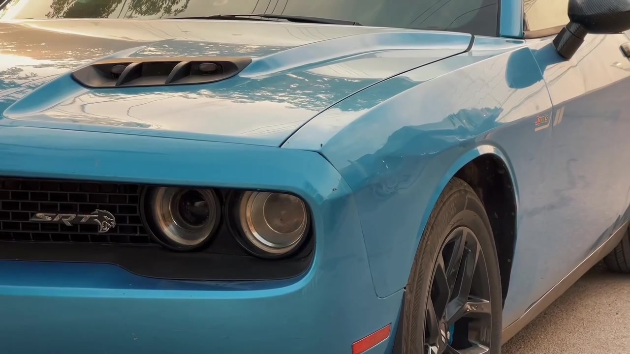 Sxt2015
رقم بغداد انكليزي
فول واصفات
دوشمة جديدة
تخم ويل وتايرات جديد
الكشن كهرباء
المري تدفئة
نقطة عمياء
كشنات تدفئة تبريد
الستيرن تدفئة
تحديث صرف البانزين ومراوح وبانزين عادي

حادث السيارة سرقة قطع واجعات نفسهن
وبالعراق بيه ضربة كد شبر بالجاملغ الامامي 
يحتاجلها بس بوايش وتكحيلات 

سعرها 135 وبي مجال
السيارة بالدجيل تبعد عند بغداد 40 دقيقة 

واتساب
***********

