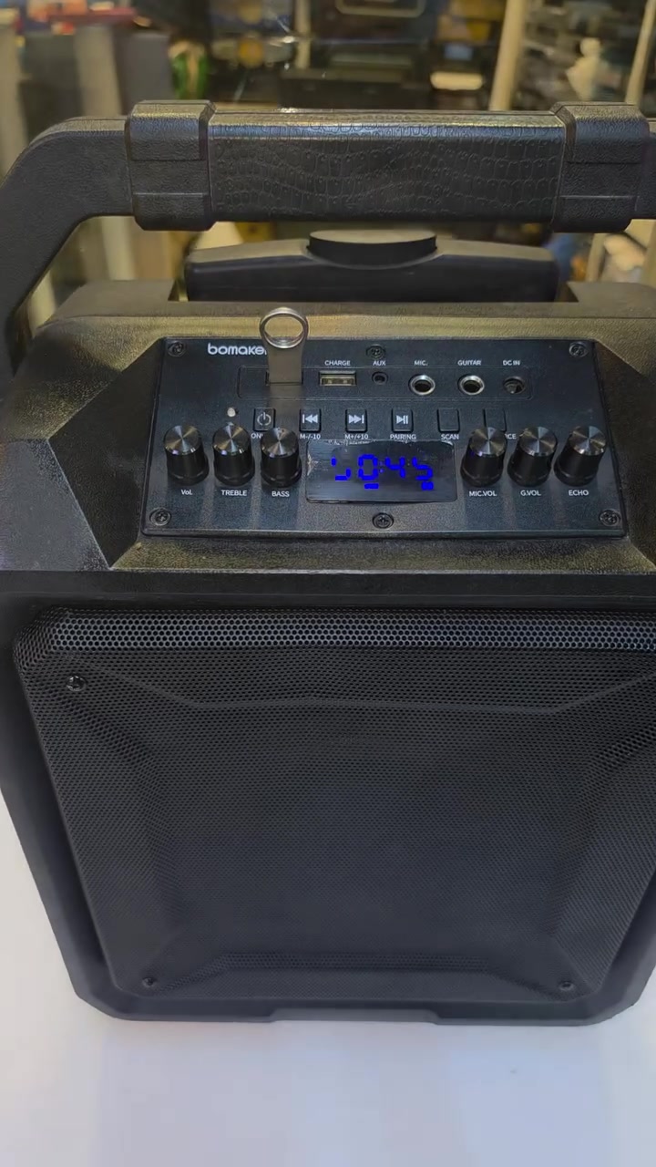 Bomker PARTY BOX 50-100 Watts
( کوردی • عربي )

🟢توصيل موجود الي جميع المحافضات
🟡گەياندن هەیە بۆ هەموو شوێنێک

🟠مــعـرض هــونـەر
🔸للـصوتــیات(امبلیفایر• سماعة• رادیو• انتیك• مایكروفون)
🔸عــنـوان• اربیل سوق بالة • شارع اربعین
🔸مـوبایـل• ***********
                   ***********

🔵پـێـشانـگای هــونـەر
🔹بۆ ئامێری دەنگی و کارەبایی(ئیمپلیفایر• سەماعە• ڕادیۆ• مایکرۆفۆن)
🔹ناونیـشان• هەولیر • بازاری لەنگەی ٤۰م
🔹مـــۆبـایـل• 
***********
***********

•••••••••••••••••••••••••••••••••••••••••••••••••••
#iraq #kurdistan #duhok #zaxo #hawler #karbala #slemani #erbil #baghdad #kurd #kurdish #akre  #karkuk #kuwait #najaf
#amplifier #audio #subwoofer #sound #music #audiophile #bass #stereo #amplifiers #speaker #soundsystem #speakers
#اربيل #العراق #بغداد
