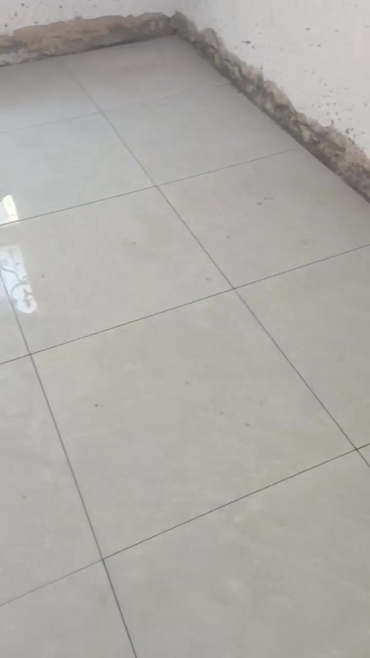 خلفه سيراميك جدران وارضيه ودرج مكاني بابل ***********
