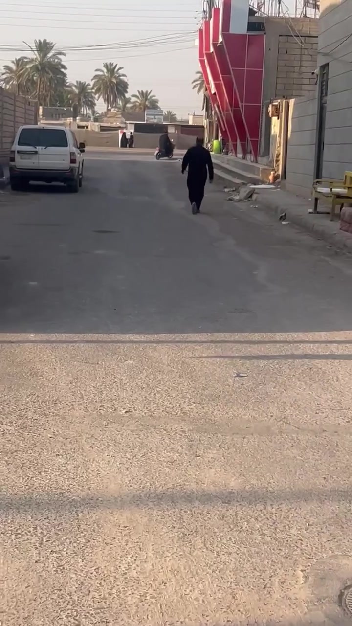 السلام عليكم قطعة طابو صرف المساحة 300 متر ركن الموقع حي الضباط قريب جداً عل الشارع الرئيسي كافة الخدمات تبليط مدارس التفآصيل داخل الفديو ***********
