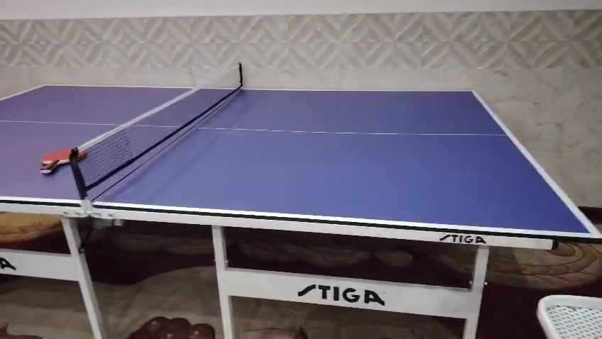 السلام عليكم للبيع منضده جديد شرط الفحص كامله السعر 250 وبيه مجال للشراي *********** ⁦:⁠-⁠) قياسه 2.77 سم العرض 1.54 الرتفاع 77 سم
