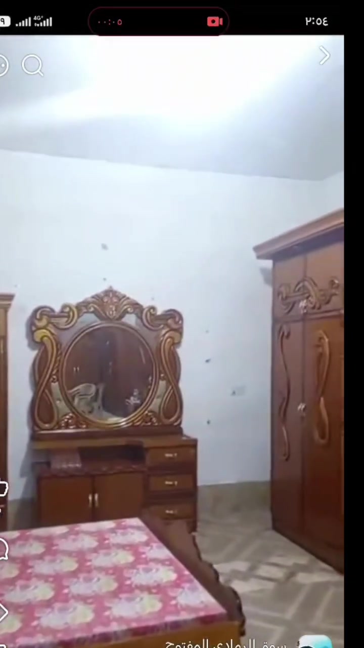 غرفه نوم 💤 خشب حطاطه فول نضافه المكان الرمانه البعبيد السعر 850 وبيهة مجال الاستفسار عل رقم ***********
