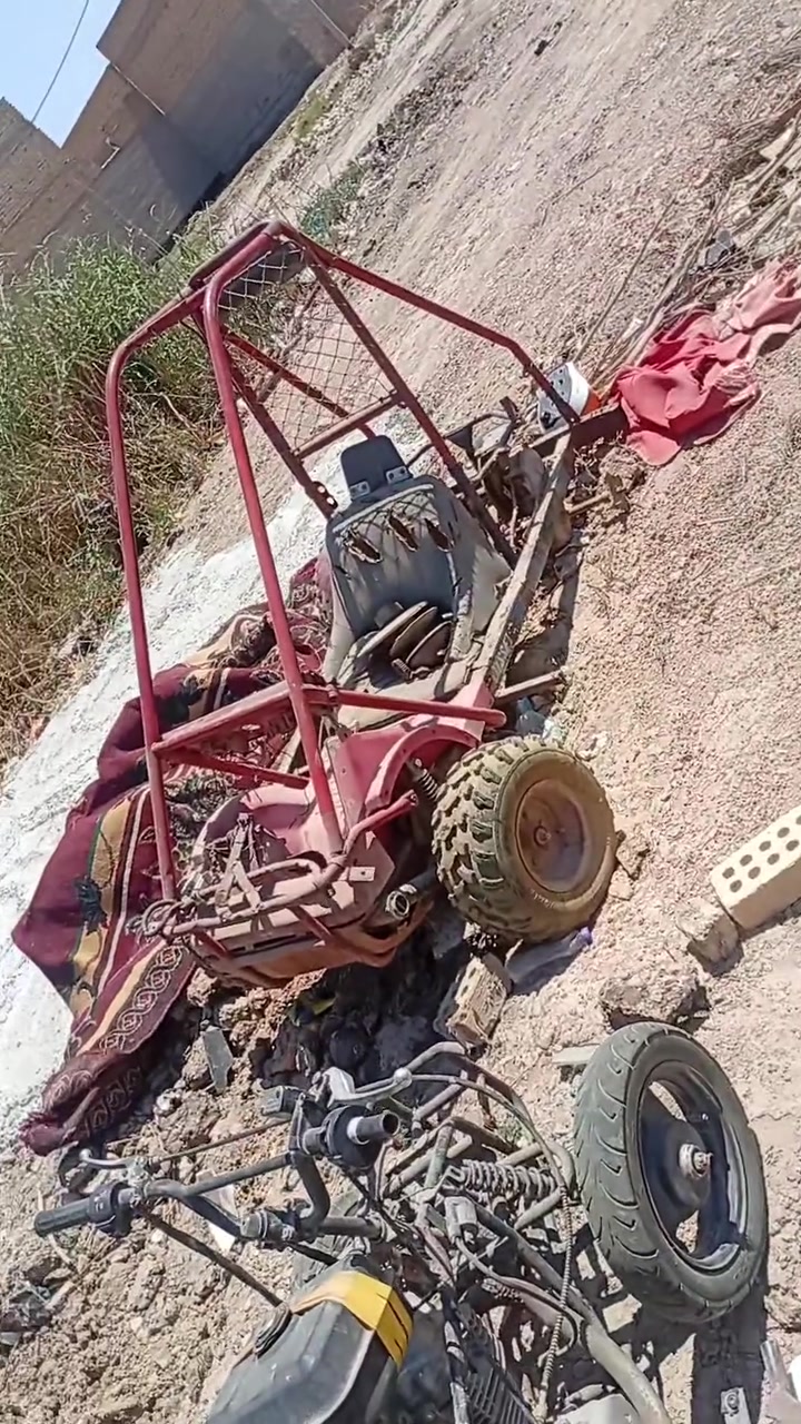متاح دراجتين وحده بكي حجن كبير مبيه محرك بس غراضه كامله كله مصوره بلفديو وثانيه رباعيه محور اربعه كير محركهه سعرهن ثنينهن ب250 كوت سفحه ***********
