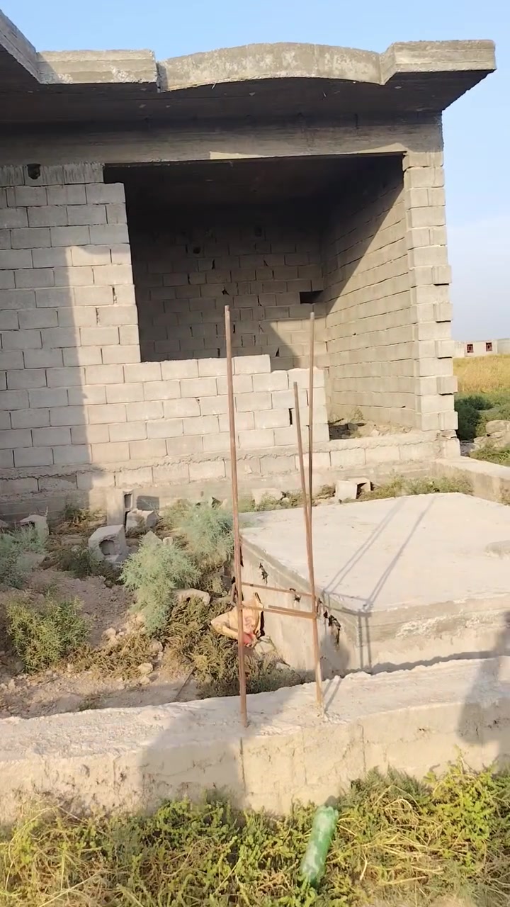 مشتمل زراعي • ٢٠٠م • بيع مستعجل