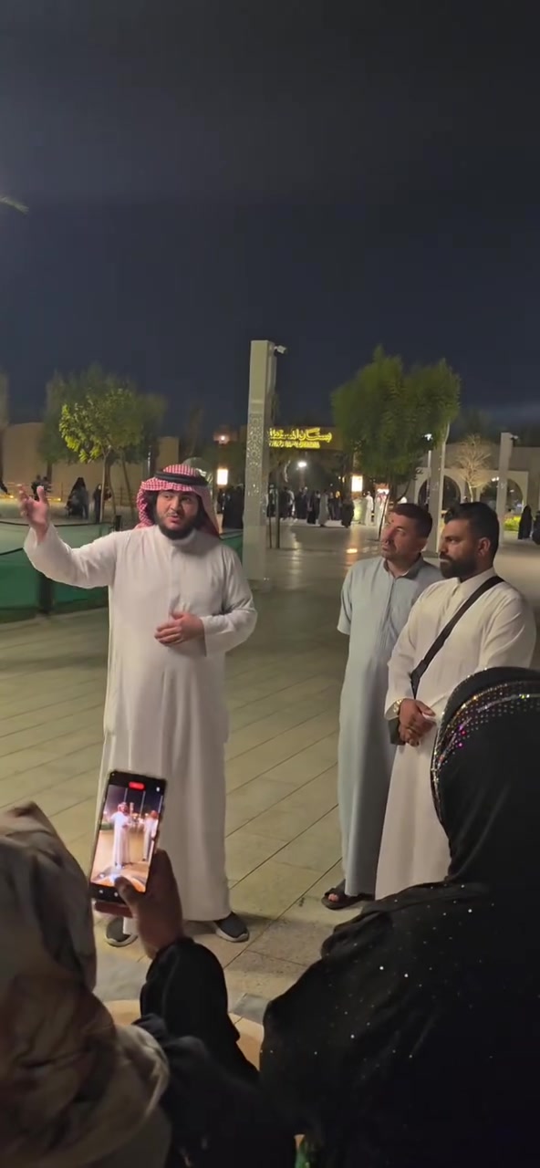 🕋✨ معتمرونا الآن في مزارات المدينه المنورة 

في جولة إيمانية للتعرّف على معالم المدينه المنورة 
نسأل الله أن يرزقكم زيارة بيته الحرام في أقرب وقت 🤲
#مـكتب_حـردان_للـحج_والـعمرة
***********
‭***********
***********
