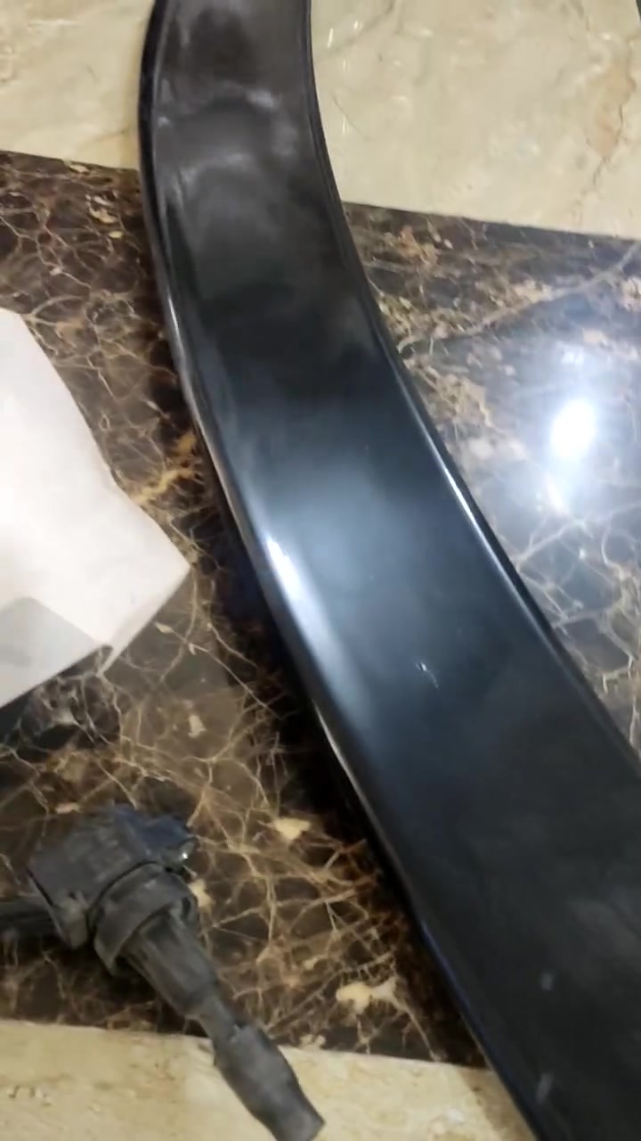 السلام عليكم غراض استنكر للبيع السعر كلهن ب 100الف التفاصيل داخل الفيديو مكاني بغداد قرب علوه الرشيد الدوره ***********. ***********
