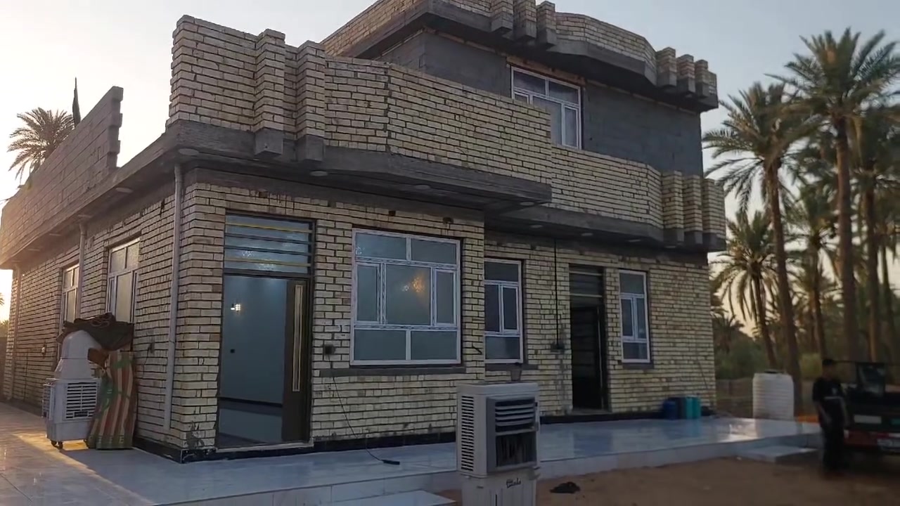 عرض هذا اليوم متابعينا 

بيت بناء حديث درجه اولى  

 مساحه البناء الطابق الاول 180 متر

 مساحه بناء الطابق الثاني 100متر

 المساحه الكليه 700 متر واجهه 16 متر 

سند الارض 25  تحويل اسهم  او اقرار محكمه 

منطقه متوفر فيها كافة الخدمات  البيت ع تبليط مباشر

السعر هو 150 مليون وبي مجال 

التفاصيل اكثر وتصوير البيت بالكامل  في اول تعليق 

الاستفسار الاتصال على الارقام التاليه  

***********●●●● ***********

أأمير ألموسوي
