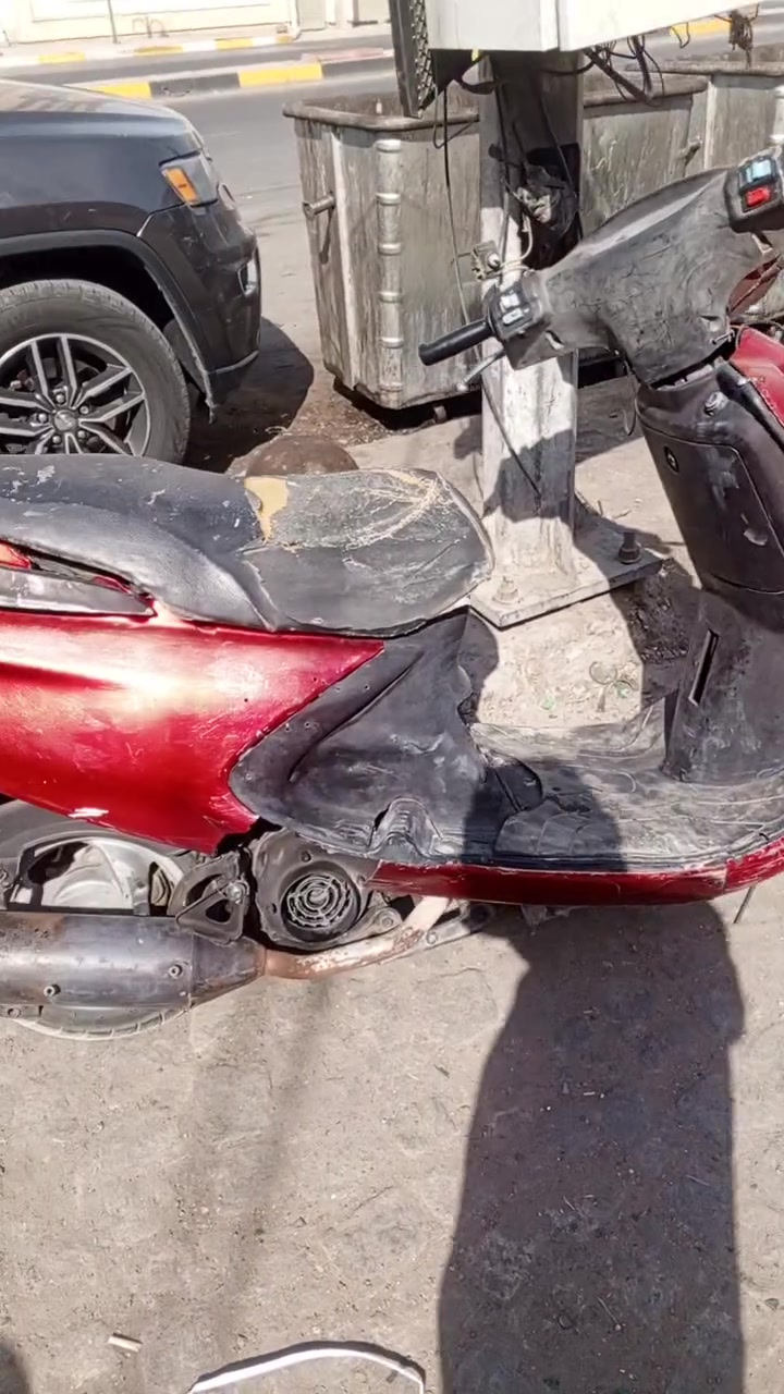 شغاله سلف هندر كهربائيات
تايرات زوج جدد مكان بغداد ***********
مكينه خشنه السعر 200بيها مجال
