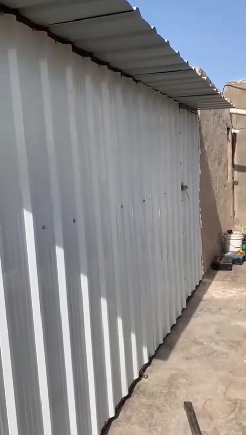 حداد جوال في طويريج  لتصليح الابواب والشبابيك وعمل كافت انواع السقائف والاعمل الحداده ***********) ***********)
