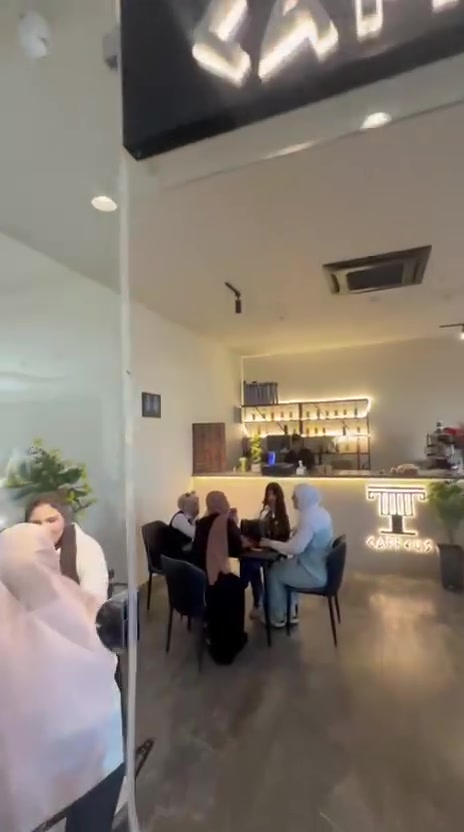 كوفي هاوس داخل جامعة اهلية في بغداد ،معروض للبيع كامل مجهز من كلشي ، مكان مميز اول محل داخل سنتر الجامعة ، تجي تدفع فلوس ثاني يوم يصير العقد يصير باسمك
للتواصل ومعرفة التفاصيل واتساب ***********
كوفي هاوس داخل جامعة اهلية في بغداد ،معروض للبيع كامل مجهز من كلشي ، مكان مميز اول محل داخل سنتر الجامعة ، تجي تدفع فلوس ثاني يوم يصير العقد يصير باسمك
