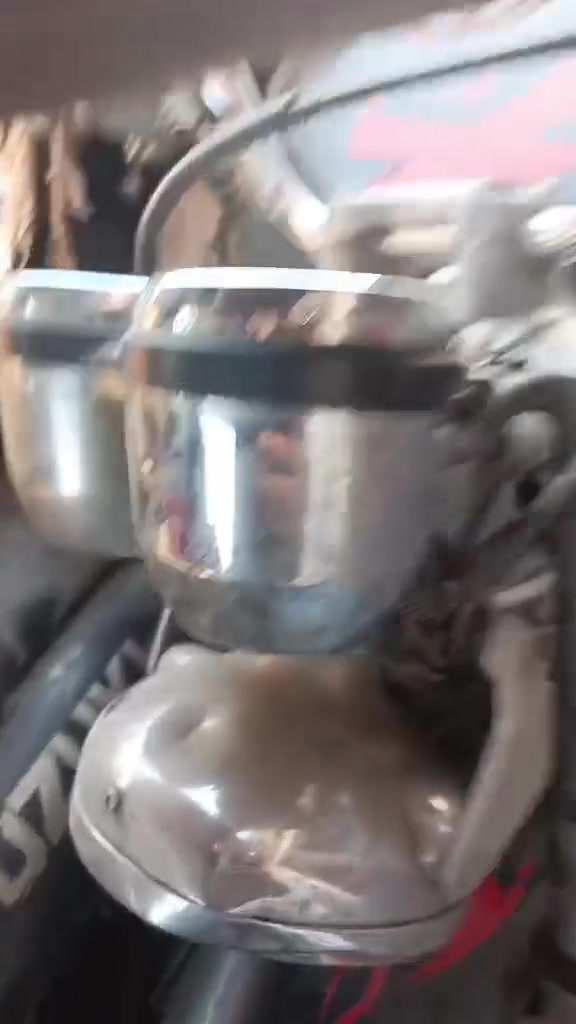 ابيع كوم حديد 
عنواني بغداد الشعله 
***********
