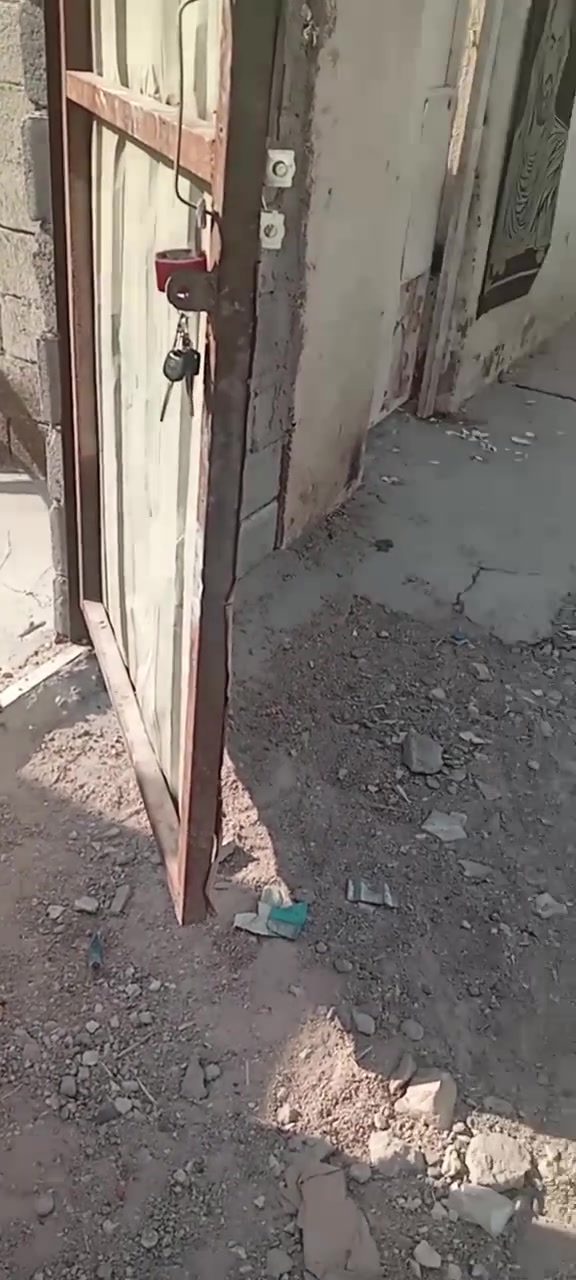 بيت للبيع شهداء السيديه قرب اسواق الشجره الطيبه ***********
