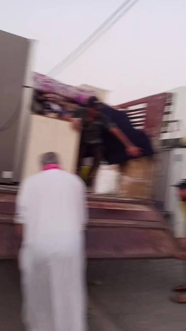 غرفه نوم • اثاث خشب • ميز تواليت