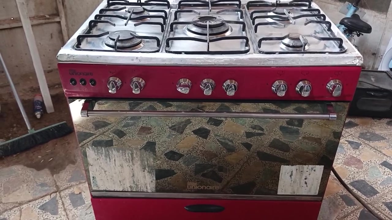 طباخ مصري • نضيف • شغال