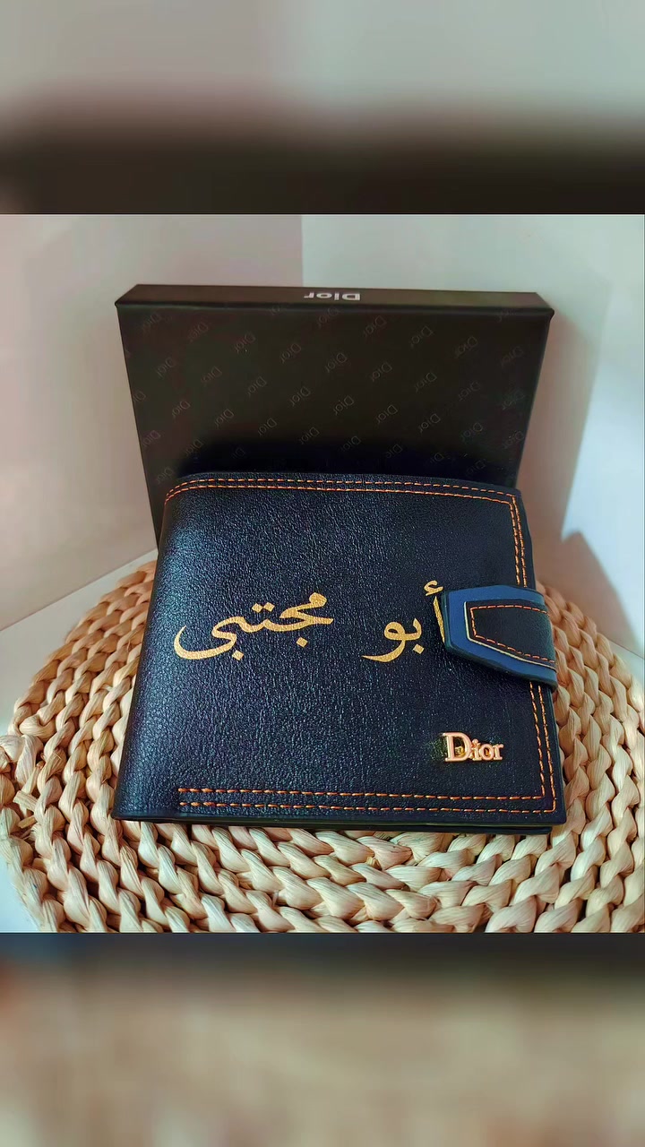 محفظة نقش • نقش بالليزر • حسب الطلب