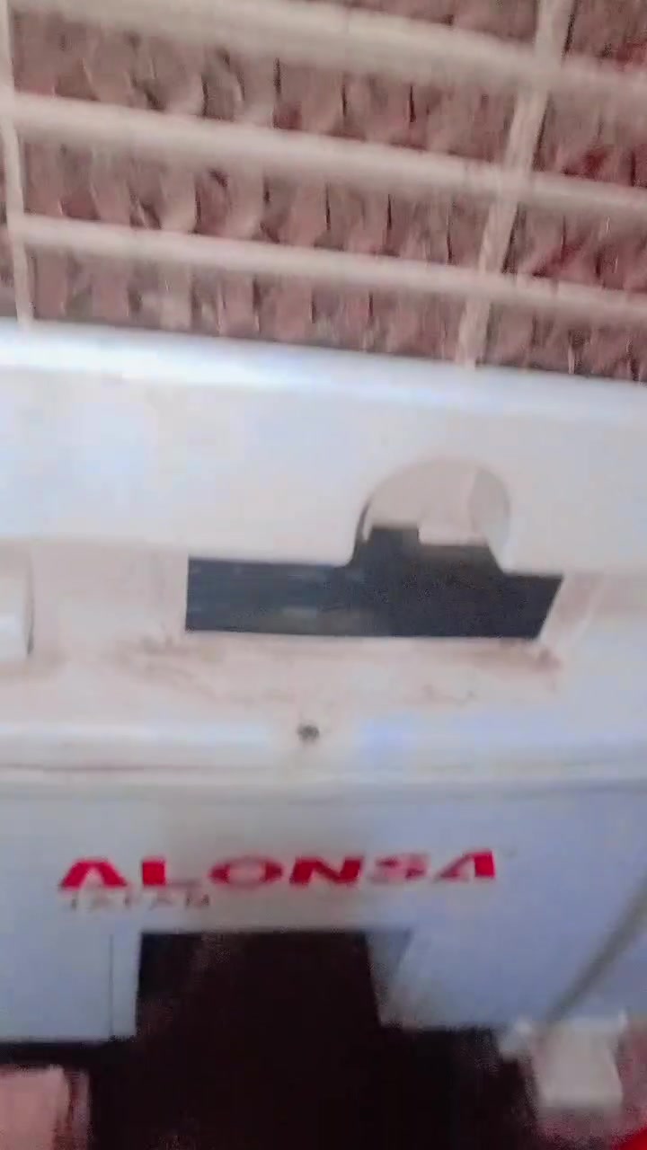 @@٠كونفيره حجم الكبير شرط الفحص والتبريد ب٩٠الف قرب ملعب كربلاء الدولي اتصل وتدلل ***********
