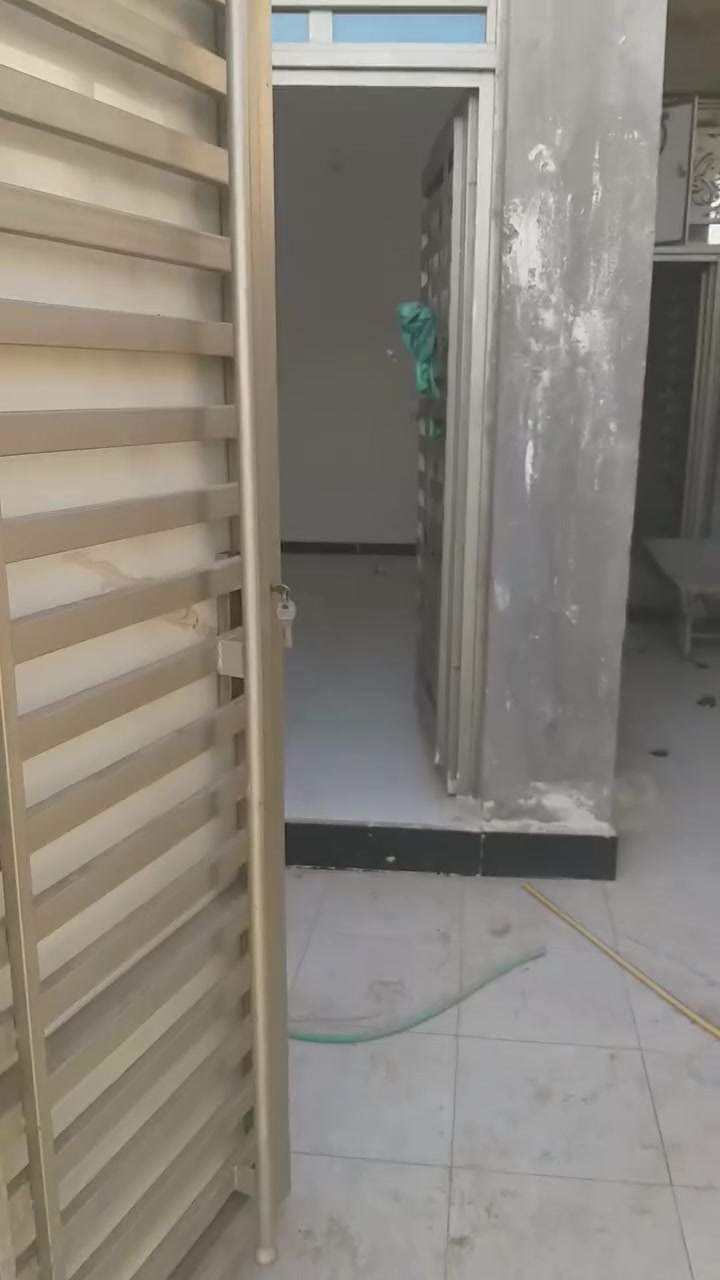 بيت للإيجار • ١٠٠م • حي الجامعة